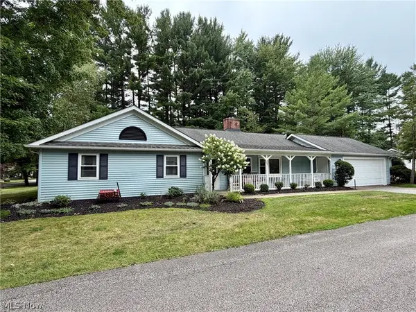 103 Burlington Oval Drive, Chardon, OH 44024