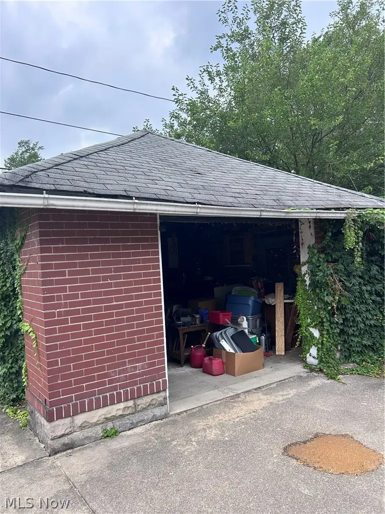 170 Woodbine Se Avenue, Warren, OH 44483 - #3