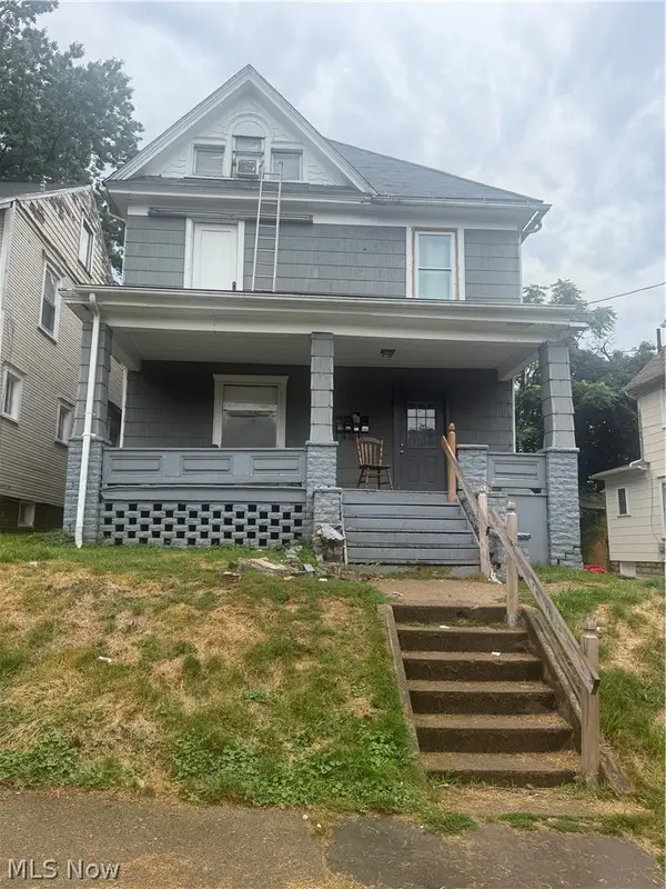 1018 9th Nw Street, Canton, OH 44703
