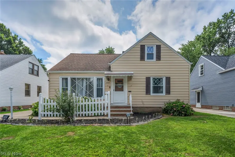 3862 Wallingford Road, South Euclid, OH 44121 - #3