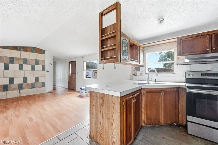 10938 Leader Road, Chardon, OH 44024 - #3