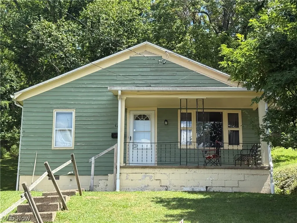 602 10th Street, Marietta, OH 45750 - #1