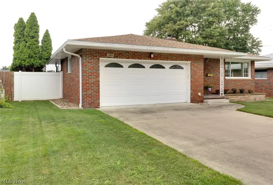 200 Selden Avenue, Akron, OH 44301 - #3