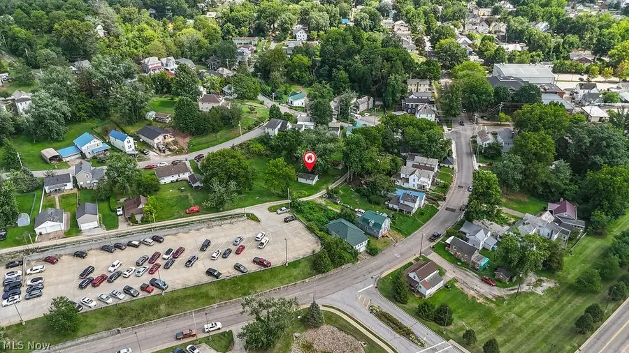 909 5th Street, Marietta, OH 45750 - #3