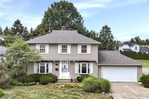 22424 Sunnyhill Drive, Rocky River, OH 44116
