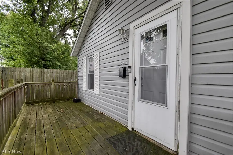902 Quentin Road, Eastlake, OH 44095 - #2