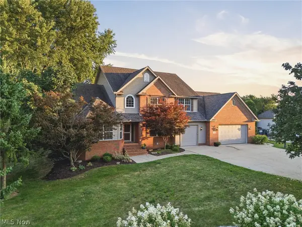8056 Greenwich Nw Boulevard, Massillon, OH 44646