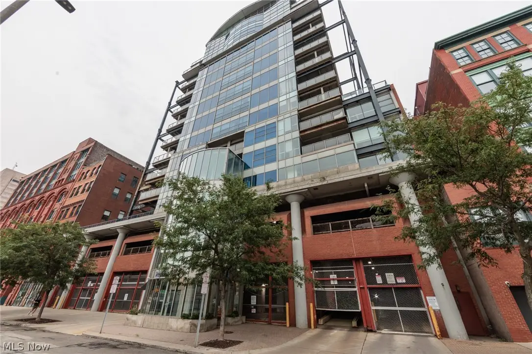 701 W Lakeside Avenue #602, Cleveland, OH 44113 - #1