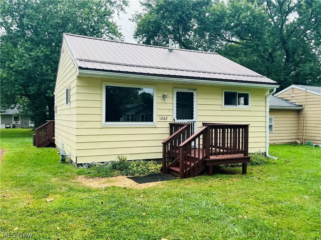 1263 Oxford Drive, Madison, OH 44057 - #1