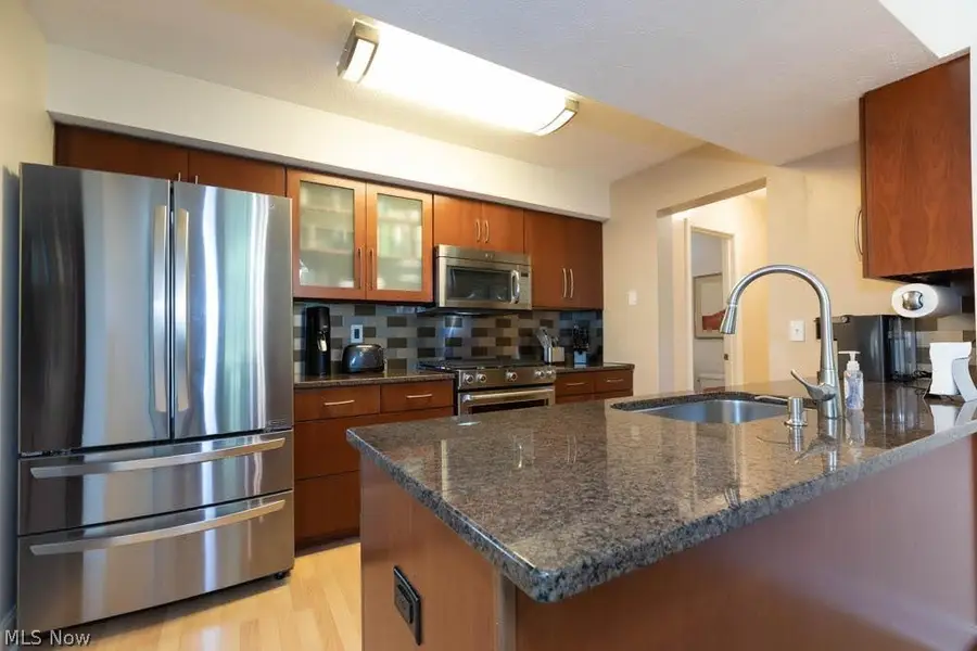 307 Huntsford Drive, Macedonia, OH 44056 - #3