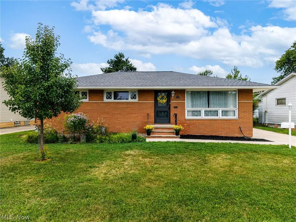 6904 Reid Drive, Parma Heights, OH 44130 - #1