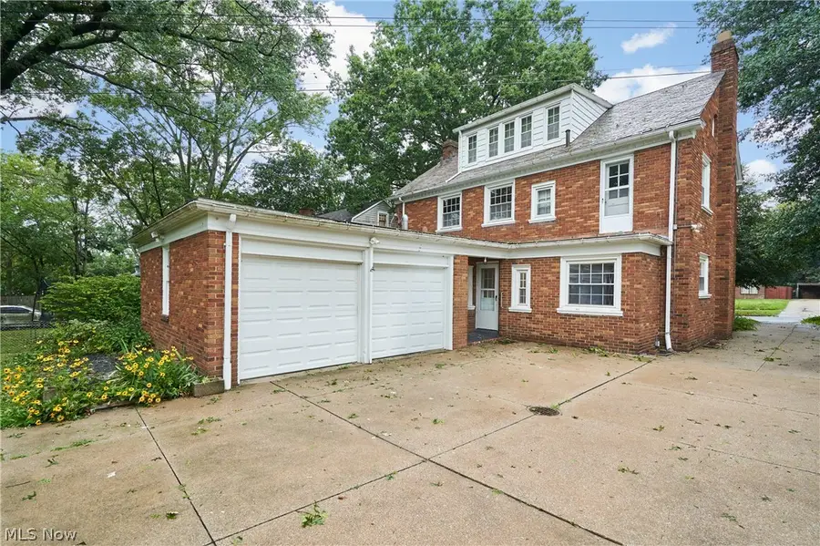 1296 Delia Avenue, Akron, OH 44320 - #2