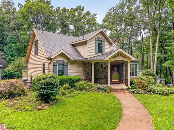 1992 Rheam Road, Clinton, OH 44216