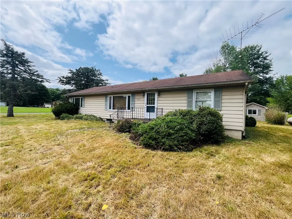 5921 Pine Street, Andover, OH 44003 - #1