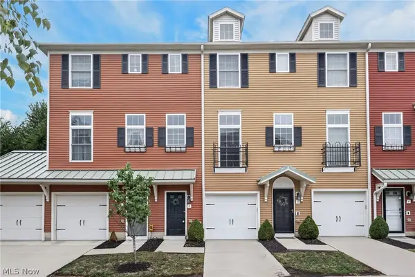 2 Grandview Drive, Rocky River, OH 44116