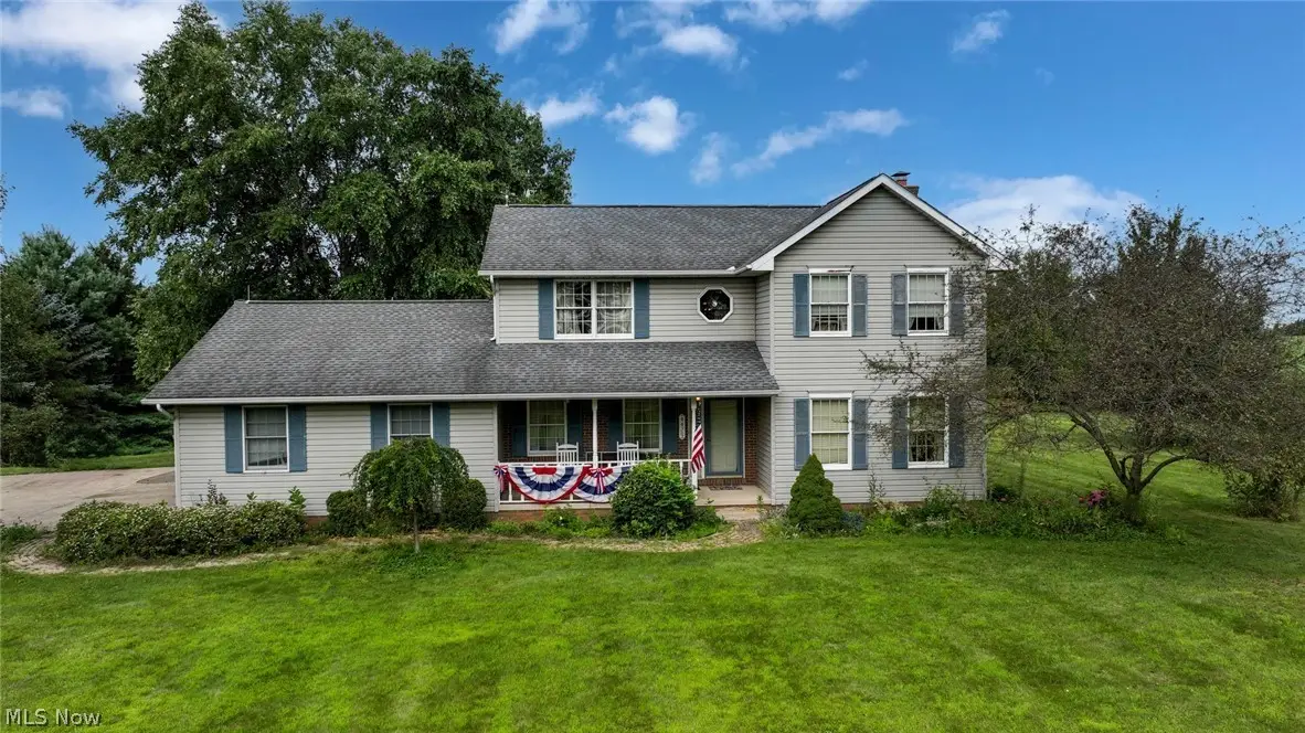 4429 Deerfield Nw Avenue, North Lawrence, OH 44666 - #1