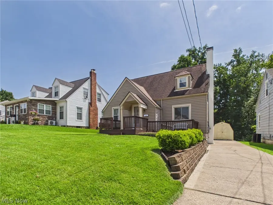 1814 Worthington Street, Parkersburg, WV 26101 - #2