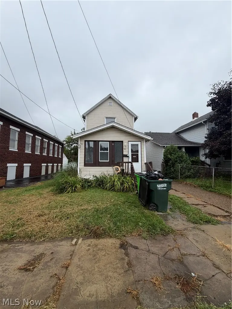 82 Brown Street, Barberton, OH 44203 - #1