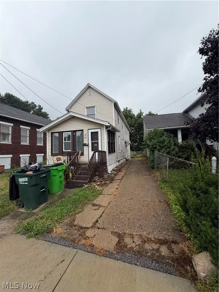 82 Brown Street, Barberton, OH 44203 - #2