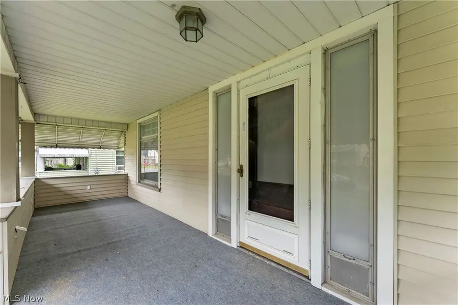 486 7th Street, Struthers, OH 44471 - #2