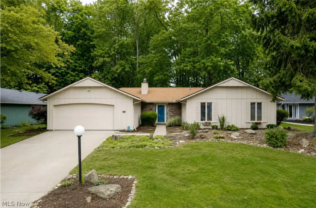 5901 Hawthorne Hollow, North Ridgeville, OH 44039 - #1
