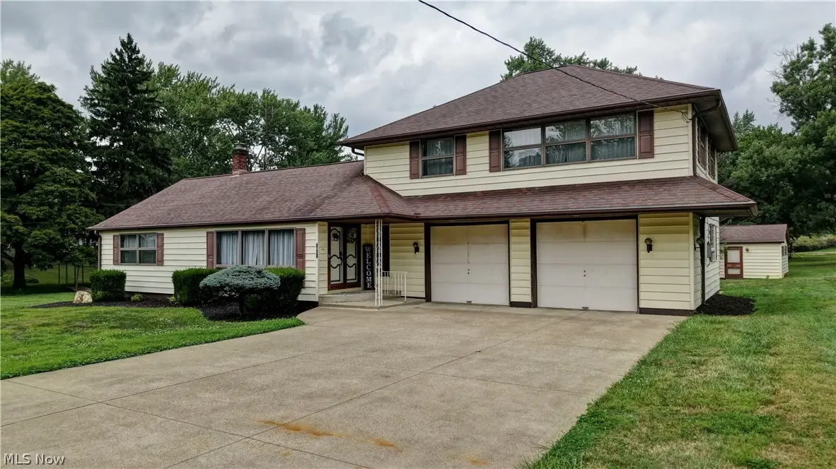 5201 Richville Sw Drive, Navarre, OH 44662 - #1