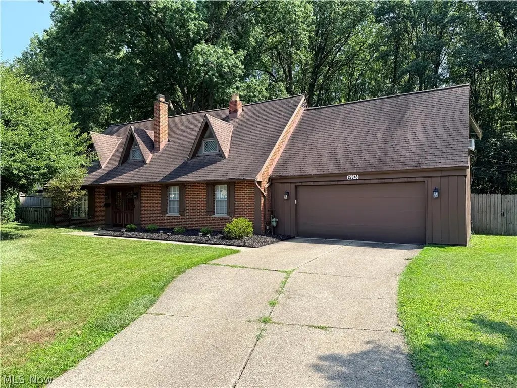 27343 Clinton Drive, North Olmsted, OH 44070 - #1