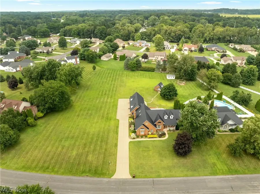 3371 Sherbrook Drive, Uniontown, OH 44685 - #2