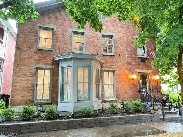 313 Woodlawn Avenue, Zanesville, OH 43701