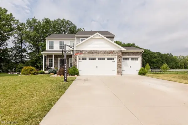 37456 W Fenwick Drive, North Ridgeville, OH 44039