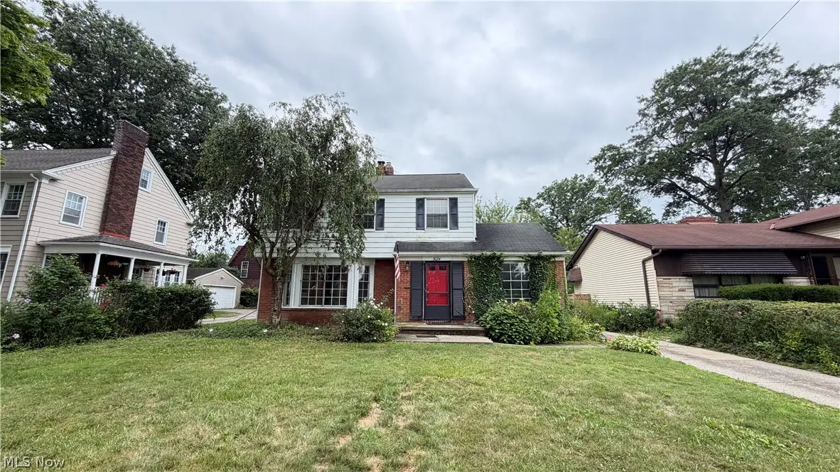 3074 Keswick Road, Shaker Heights, OH 44120 - #1