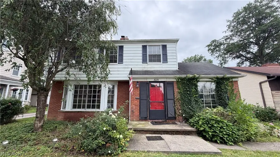 3074 Keswick Road, Shaker Heights, OH 44120 - #2