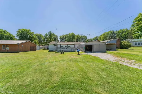 7018 Pymatuning Lake Road, Andover, OH 44003