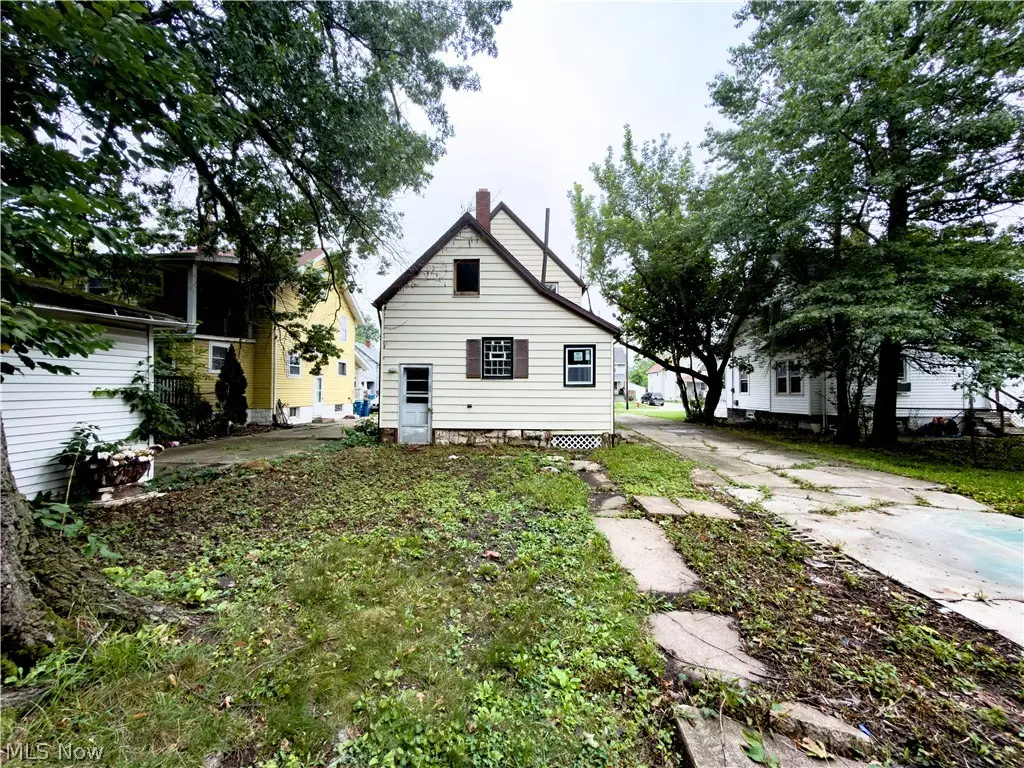 823 W 21st Street, Lorain, OH 44052 - #1