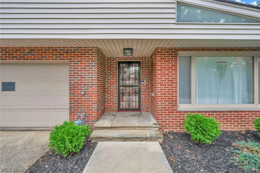 24303 Lake Road, Bay Village, OH 44140 - #2