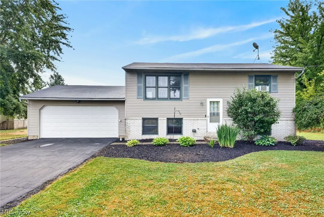 16761 Indian Hollow Road, Grafton, OH 44044 - #1