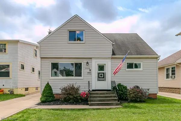 29248 Oakdale Road, Willowick, OH 44095