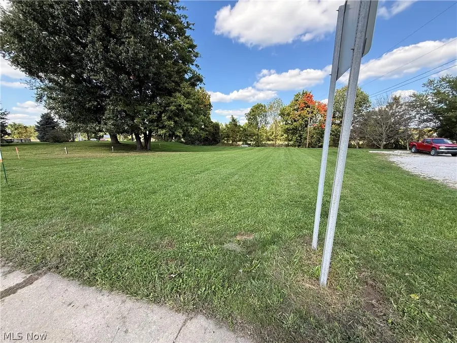 123 Commercial Se Avenue, New Philadelphia, OH 44663 - #3