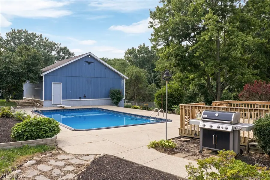 8035 High Mill Nw Avenue, Canal Fulton, OH 44614 - #2