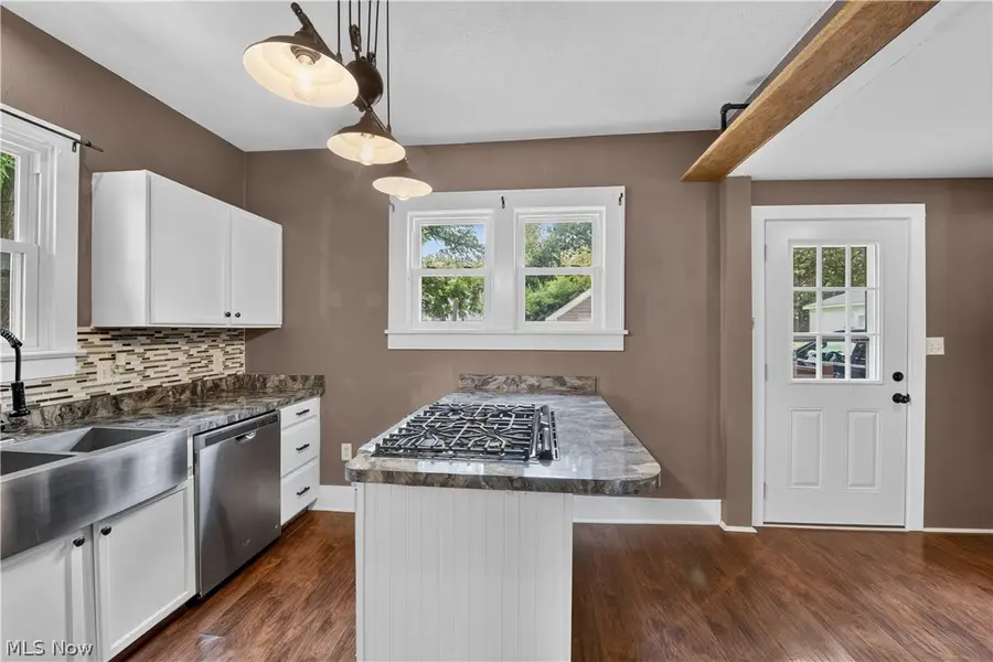 395 High Street, Wadsworth, OH 44281 - #3