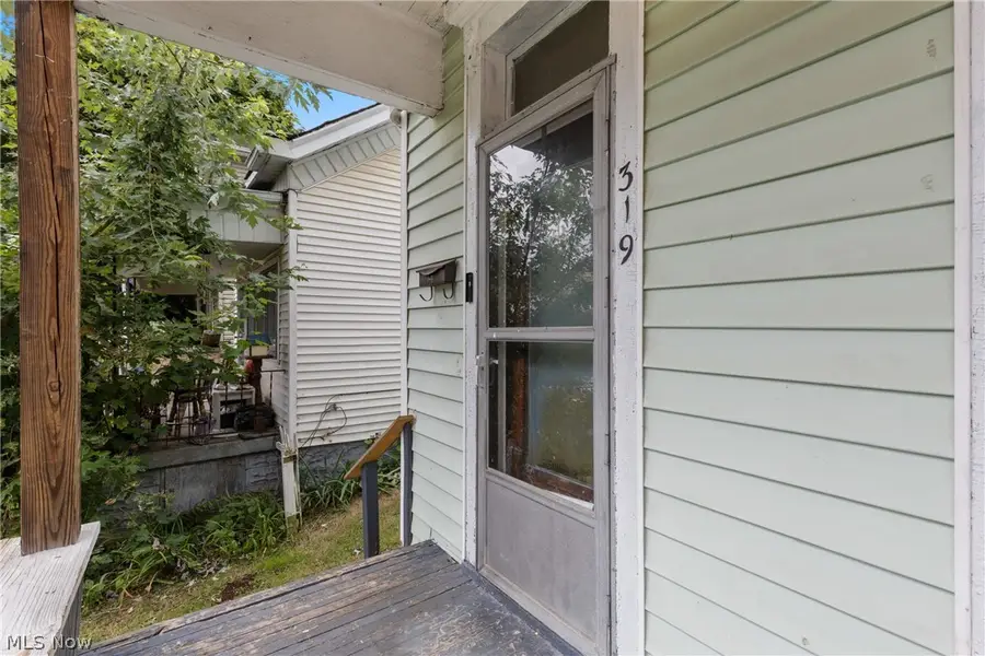 319 N 7th Street, Martins Ferry, OH 43935 - #3