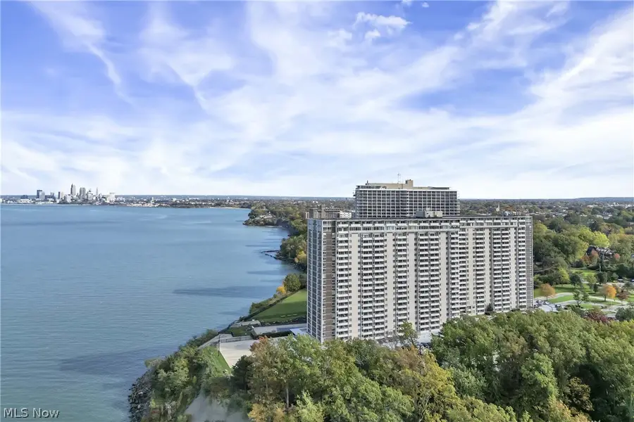 12900 Lake Avenue #1119, Lakewood, OH 44107 - #3