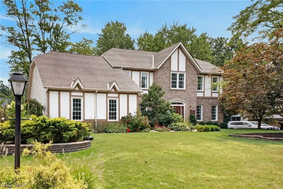 8753 Treetop Trail, Broadview Heights, OH 44147 - #2