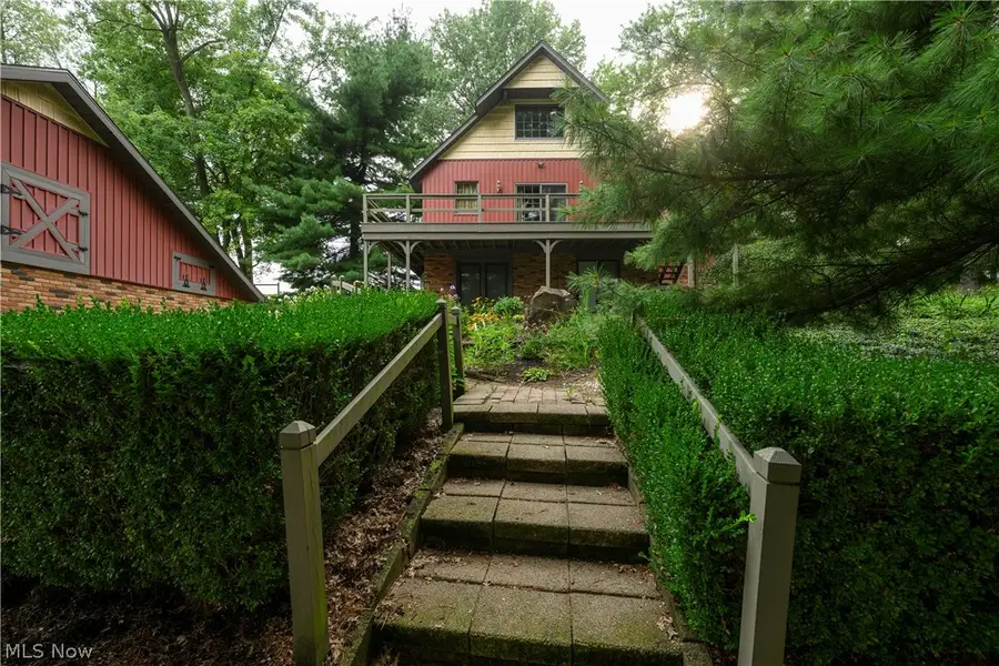 962 Shane Sw Drive, Sugarcreek, OH 44681 - #2