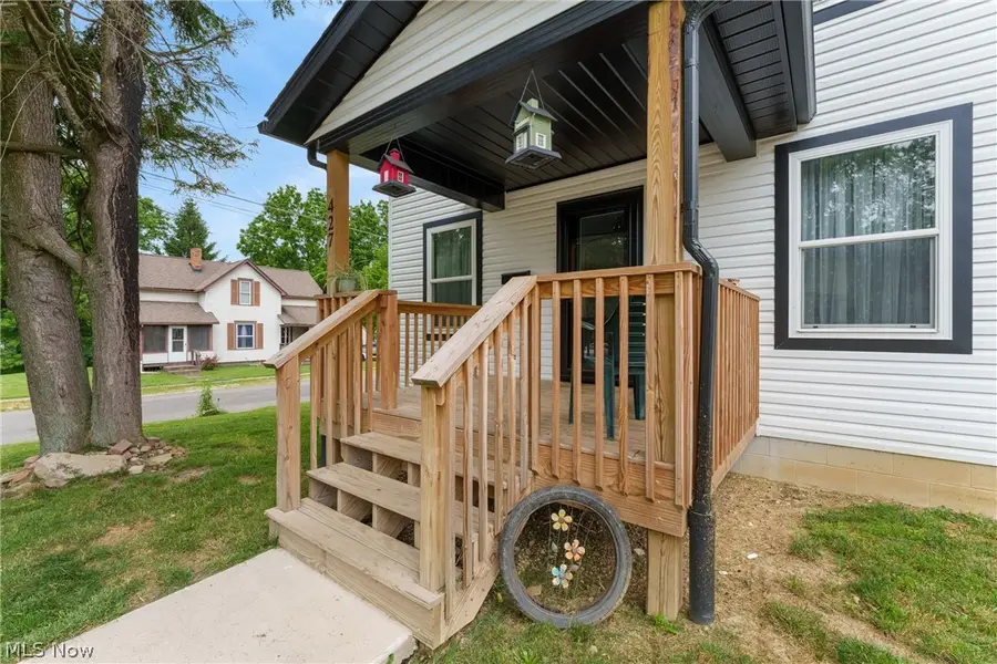 427 W Oak Street, Orrville, OH 44667 - #3