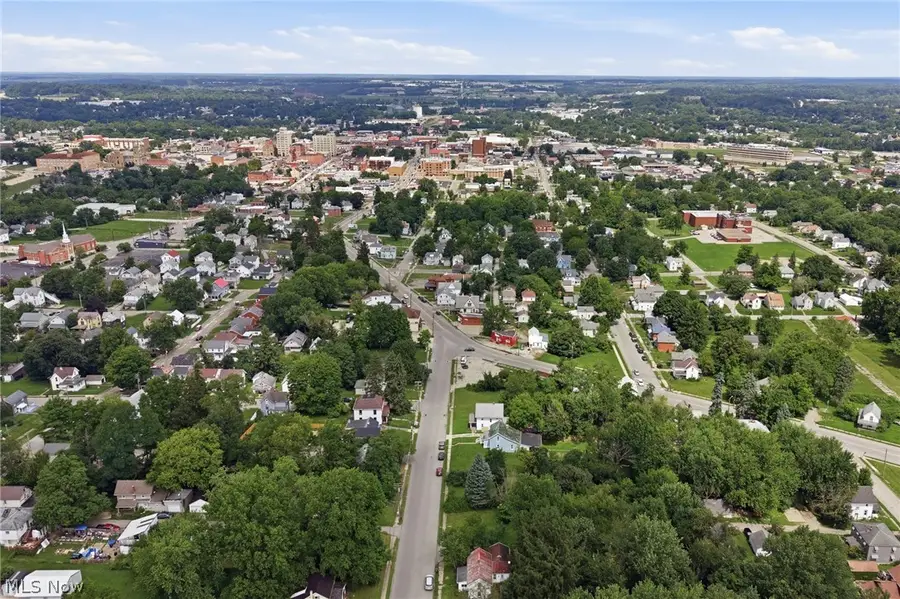 317 Altamont Avenue, Mansfield, OH 44902 - #3