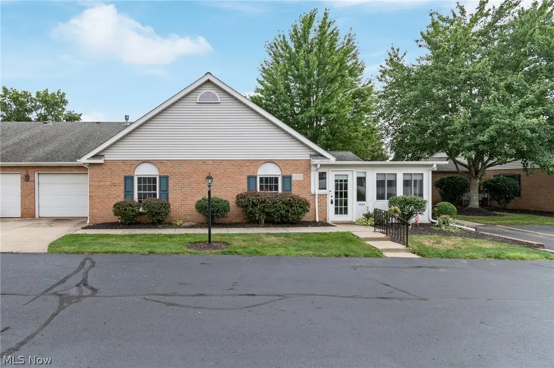 1530 Rhine River Nw Road, Uniontown, OH 44685 - #1