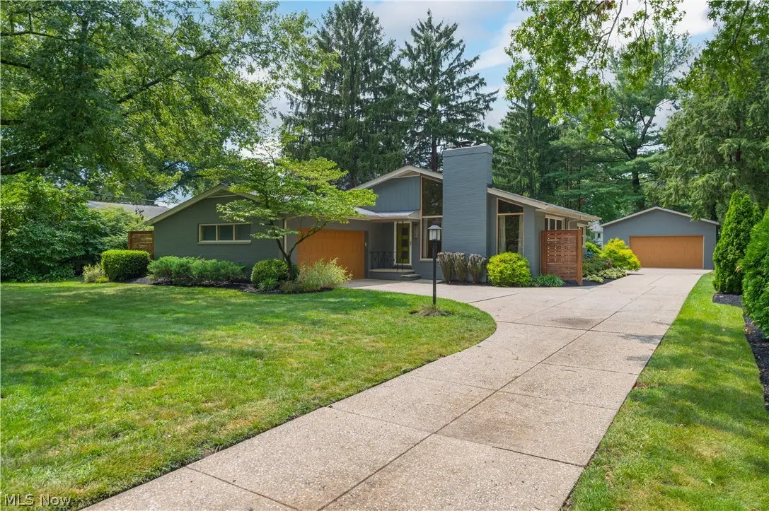 374 Bradley Road, Bay Village, OH 44140 - #1