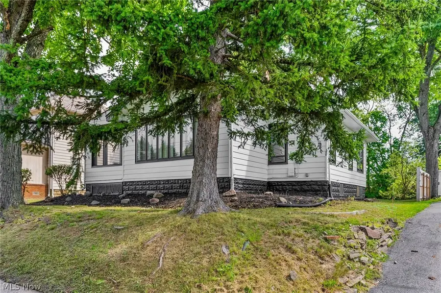 45 Summit Avenue, Niles, OH 44446 - #2