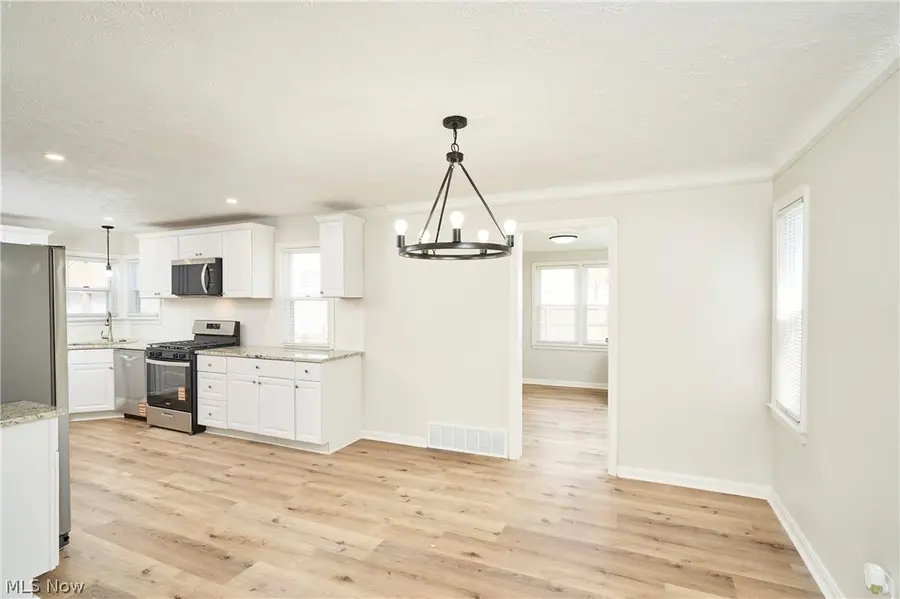 16603 Talford Avenue, Cleveland, OH 44128 - #3